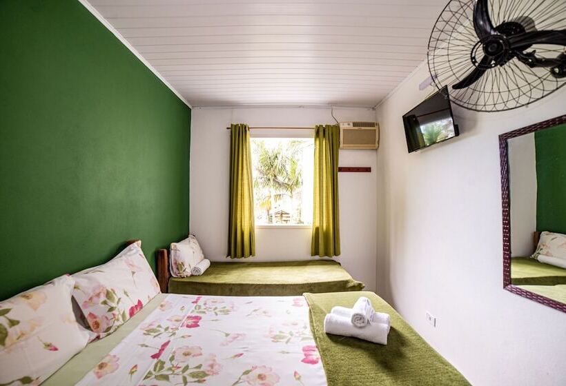 スタンダード4人部屋, Pousada Cantinho Do Sossego Paraty Tem Piscina Com Vista Pra Montanha, Salão De Jogos, Café Da Manhã