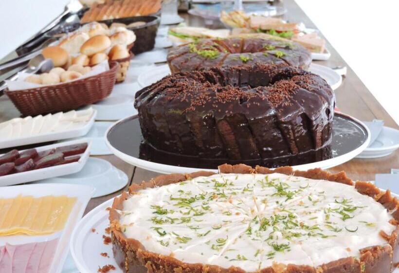 スタンダード4人部屋, Pousada Cantinho Do Sossego Paraty Tem Piscina Com Vista Pra Montanha, Salão De Jogos, Café Da Manhã