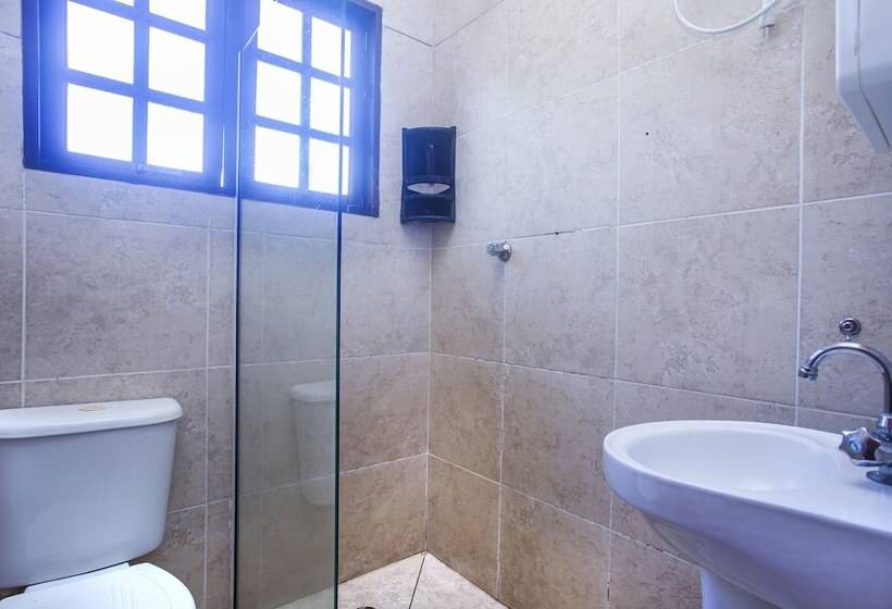 家庭间, Pousada Castelinho