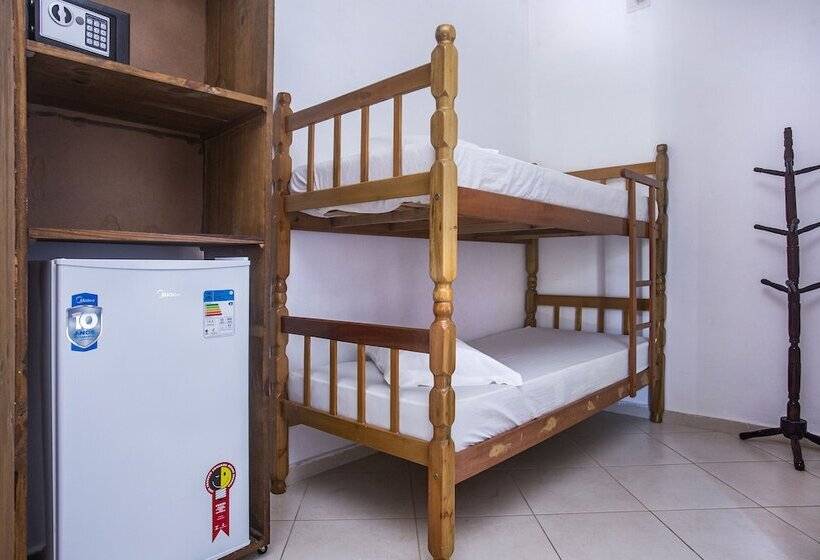 家庭间, Pousada Castelinho