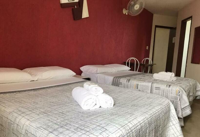 四人标准间, Pousada Córdoba