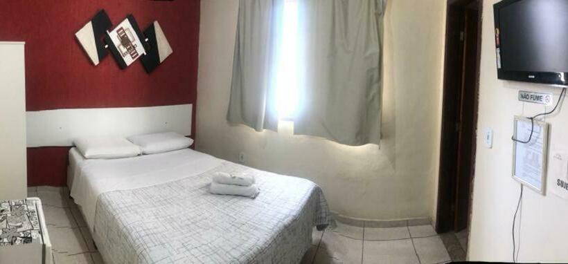 标准工作室, Pousada Córdoba