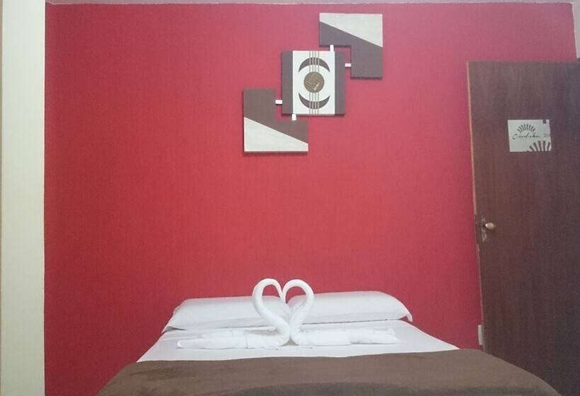 标准三人间, Pousada Córdoba