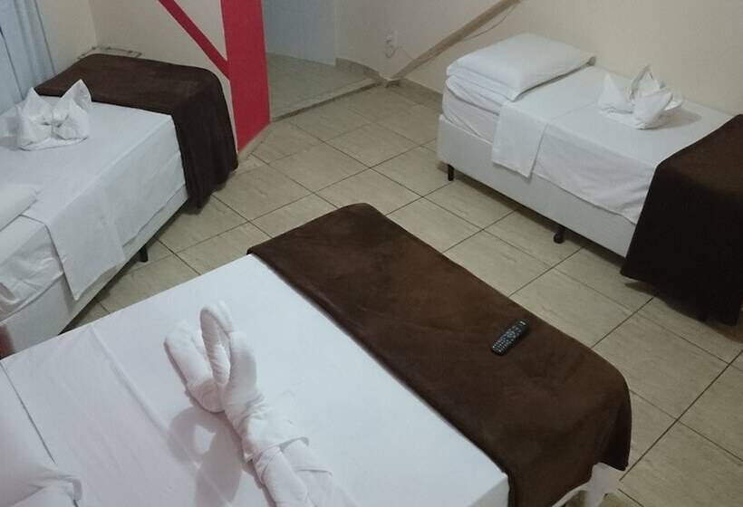 四人标准间, Pousada Córdoba