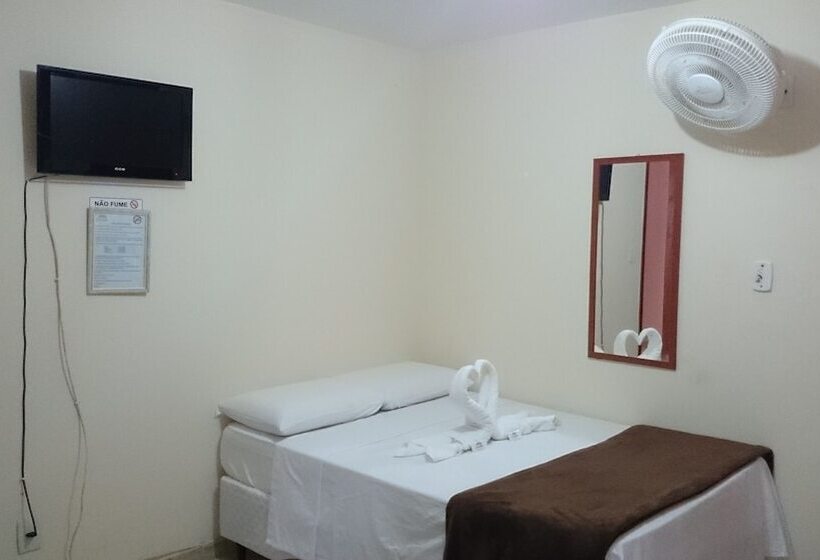 四人标准间, Pousada Córdoba