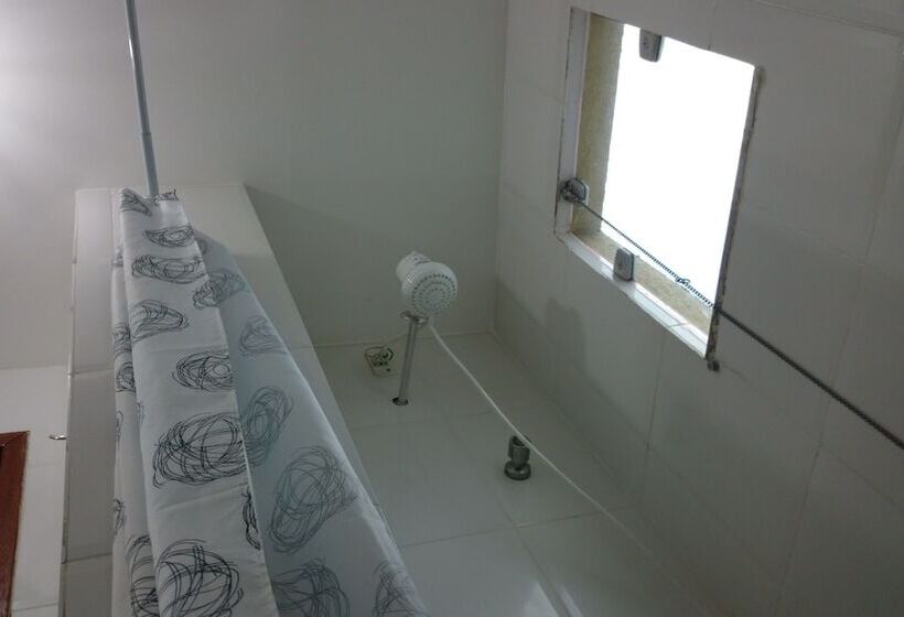 四人标准间, Pousada Córdoba