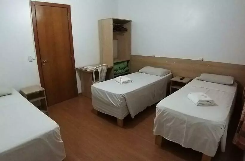 Economy Triple Room, Pousada Sinos