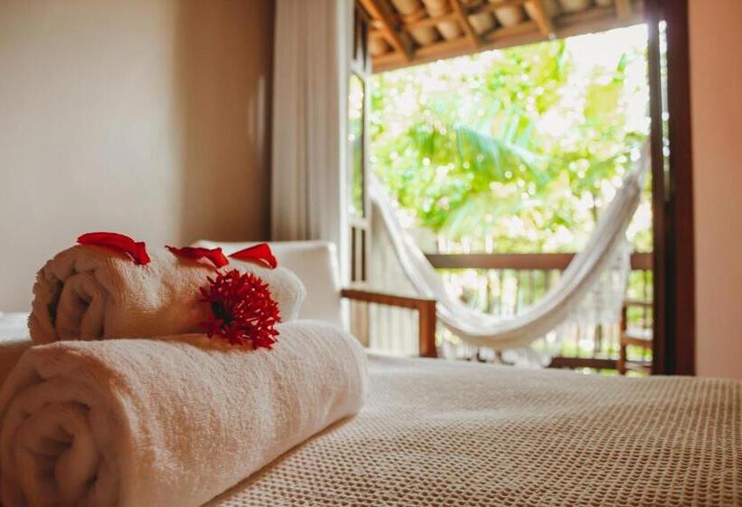 Трехместный Номер Стандарт Вид на Сад, Pousada Villa Bella