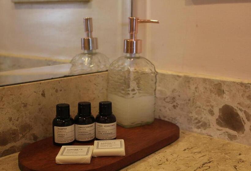 Четырехместный Номер Стандарт Вид на Сад, Pousada Villa Bella