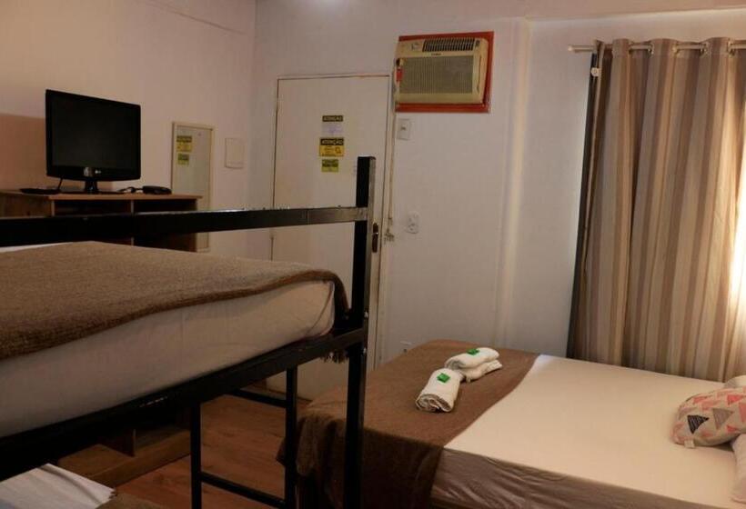 اتاق استاندارد چهار تخته, Pousadinha Copacabana