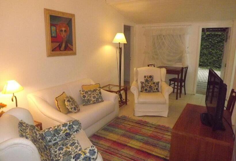 패밀리 방갈로, Vivenda Penedo