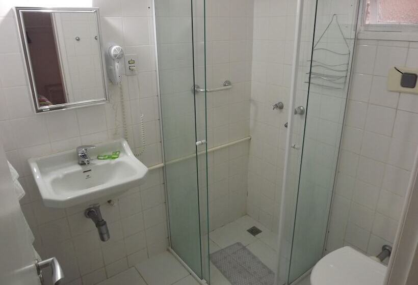 패밀리 방갈로, Vivenda Penedo