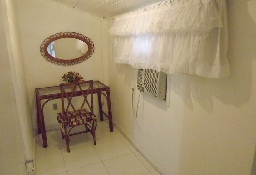 패밀리 방갈로, Vivenda Penedo