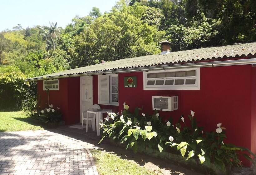 패밀리 방갈로, Vivenda Penedo