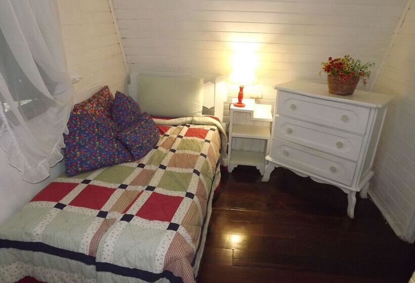 패밀리 방갈로, Vivenda Penedo