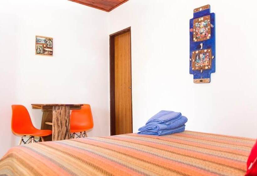 스탠다드 트리플 룸, Pousada Jardim Da Nova Era