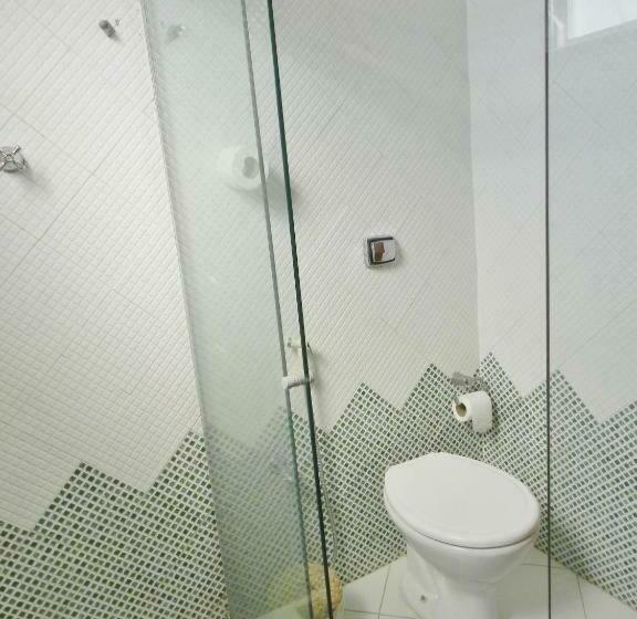 اتاق استاندارد با سرویس بهداشتی مشترک, Rio Way Beach