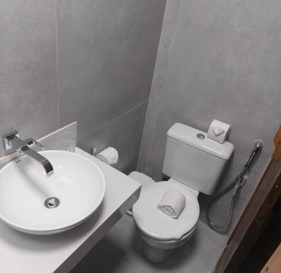 Ekonomik Oda, Meu Dengo Pousada