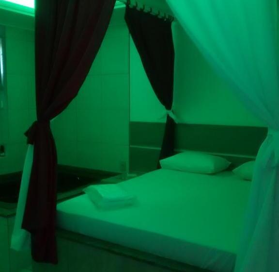 סוויטה דלוקס, Classic Hotel E Motel