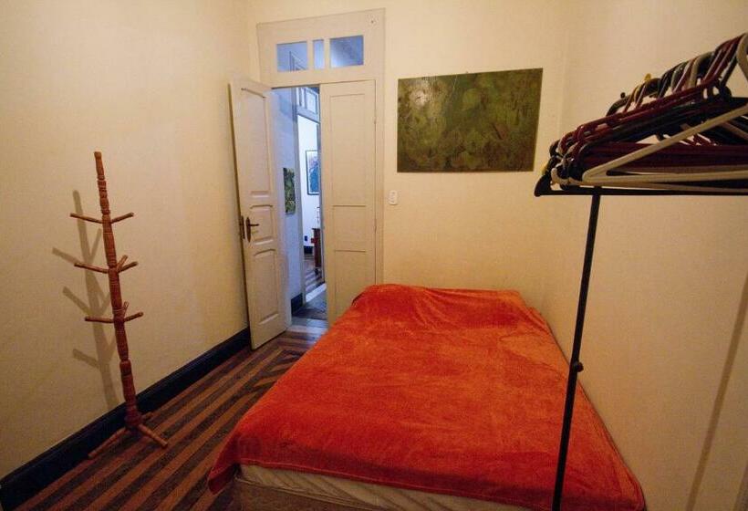 带共用浴室的标准房间, Guanaaní Hostel