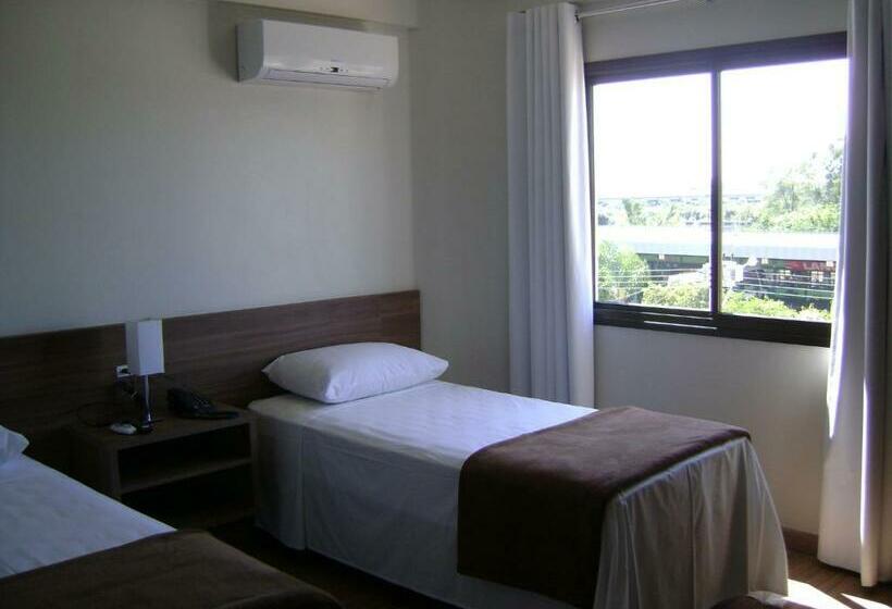 חדר סופריור לשלושה, Areias Brancas