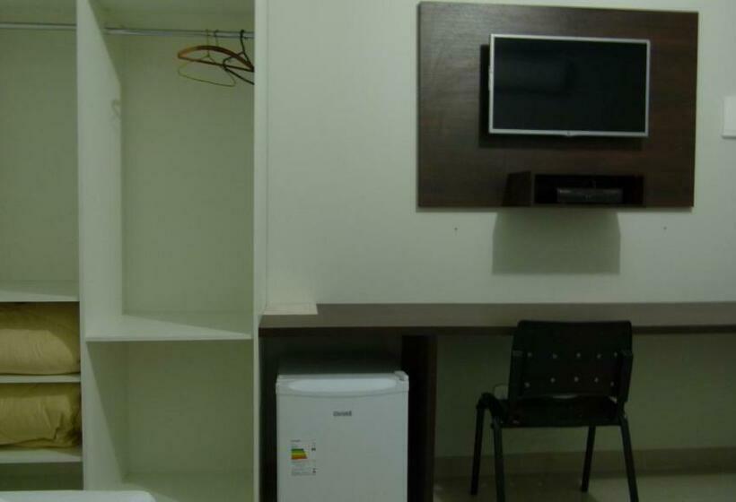 غرفة قياسية ثلاثية, Barril