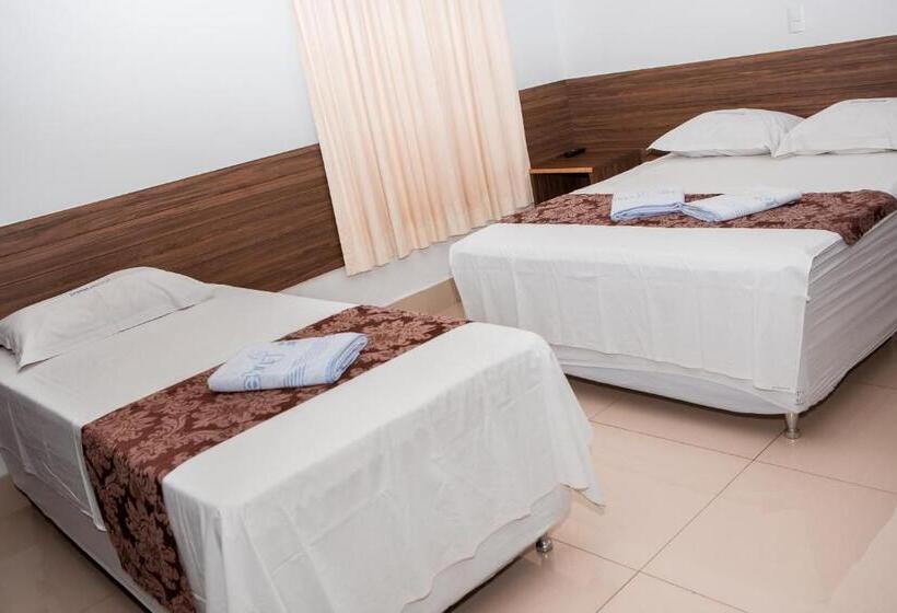 اتاق استاندارد سه نفره, Belugi