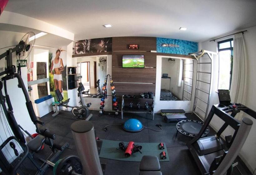 デラックストリプルルーム, Capital Das Pedras