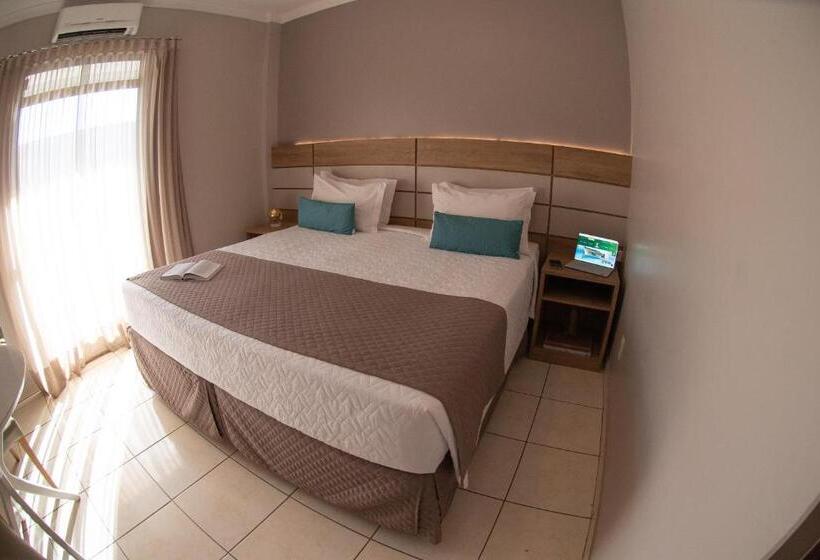 デラックスルーム, Capital Das Pedras