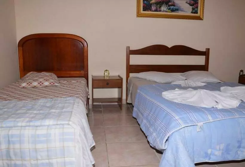 Standard Kolmen Hengen Huone, Pousada Hotel Casarão