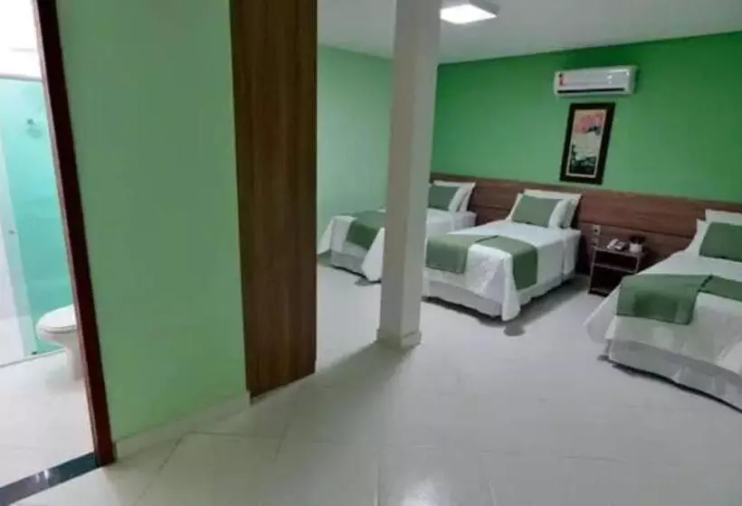 スタンダード４人部屋, Domus Hotel Cidade Nobre Ipatinga