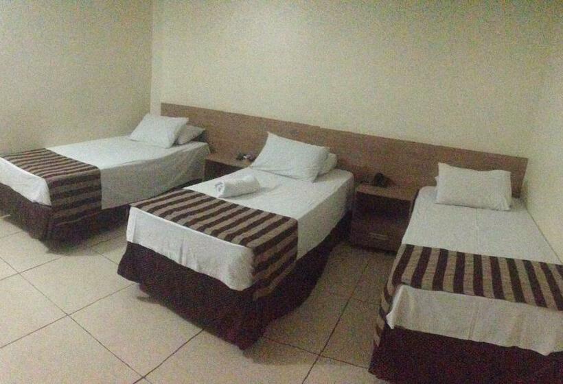 غرفة قياسية ثلاثية, Express   Leva E Busca No Aeroporto Grátis 24 Horas