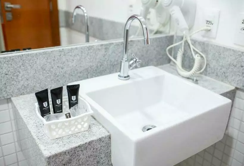 اتاق استاندارد, Imperial