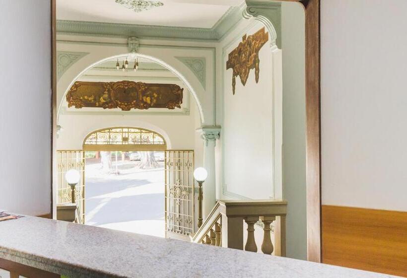 Номер Стандарт, Municipal