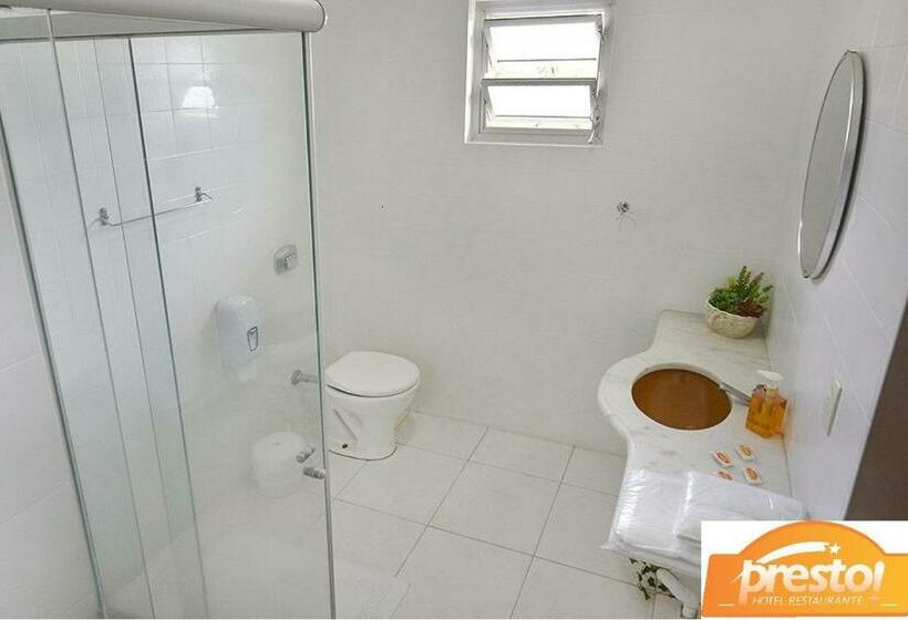 スタンダード４人部屋, Presto