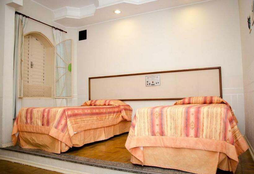 Quarto Deluxe, Primum Palace