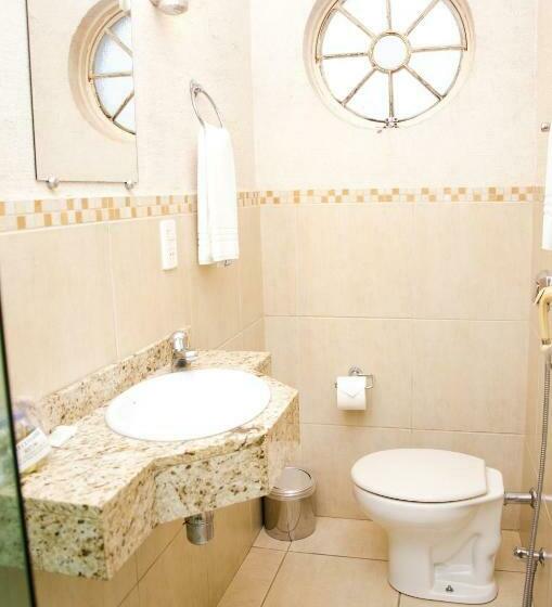 Quarto Estandar Individual, Primum Palace