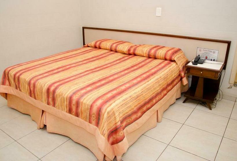 Quarto Deluxe, Primum Palace