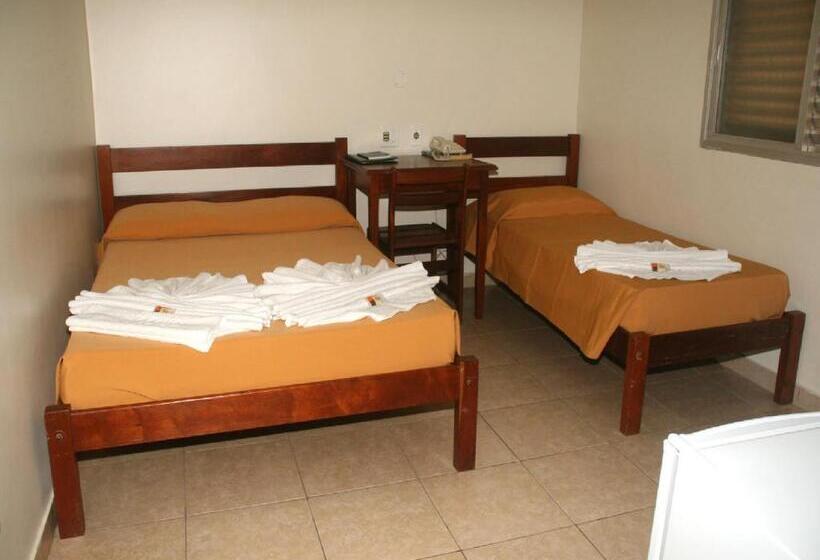 Номер Стандарт Трехместный, Scala Hotel Barretos