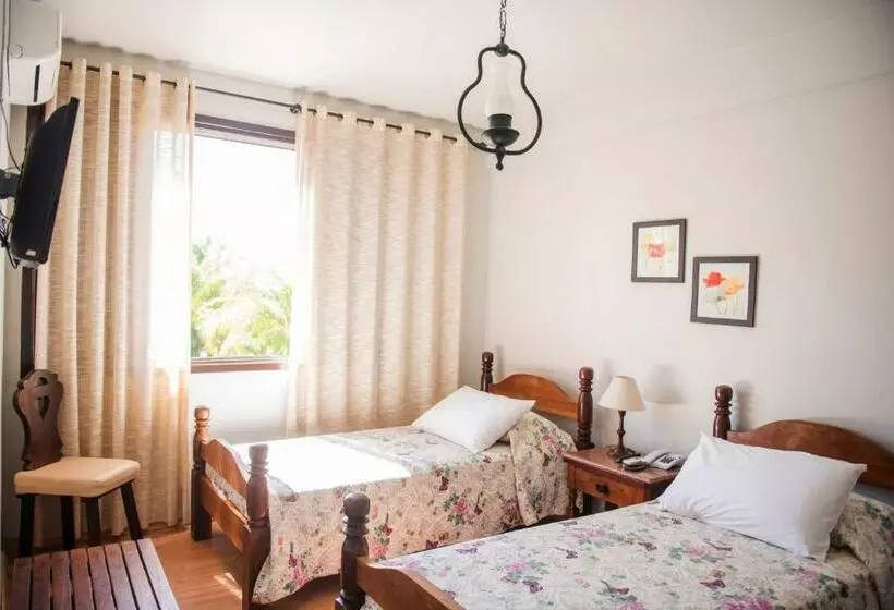 Superior Yhden Hengen Huone, São Luiz