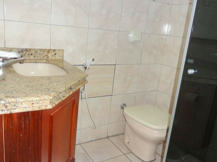 غرفة قياسية فردية, Tawfiqs