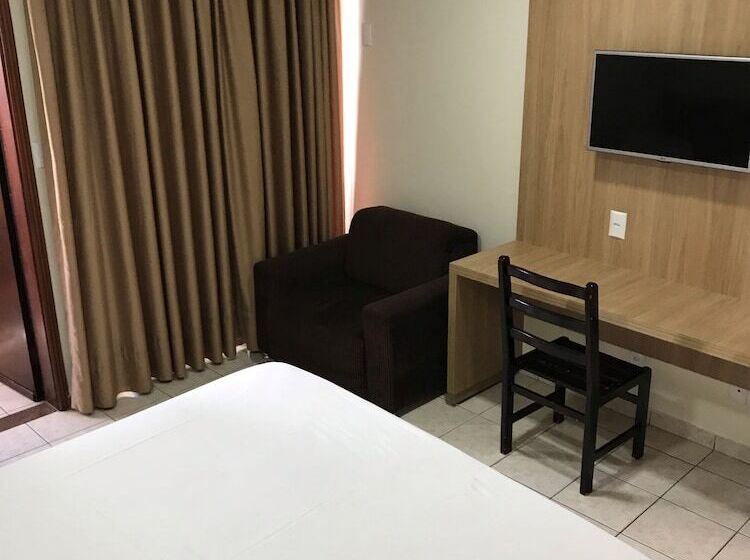 غرفة قياسية, Tawfiqs