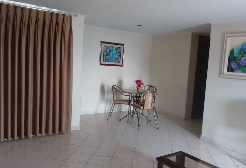 غرفة قياسية, Tawfiqs