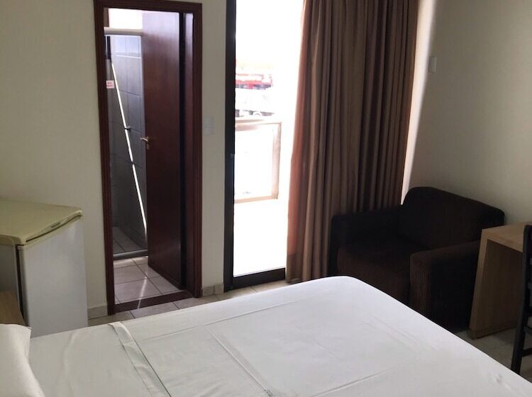 غرفة قياسية, Tawfiqs