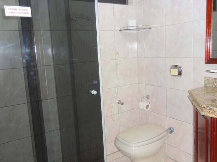 غرفة قياسية ثلاثية, Tawfiqs