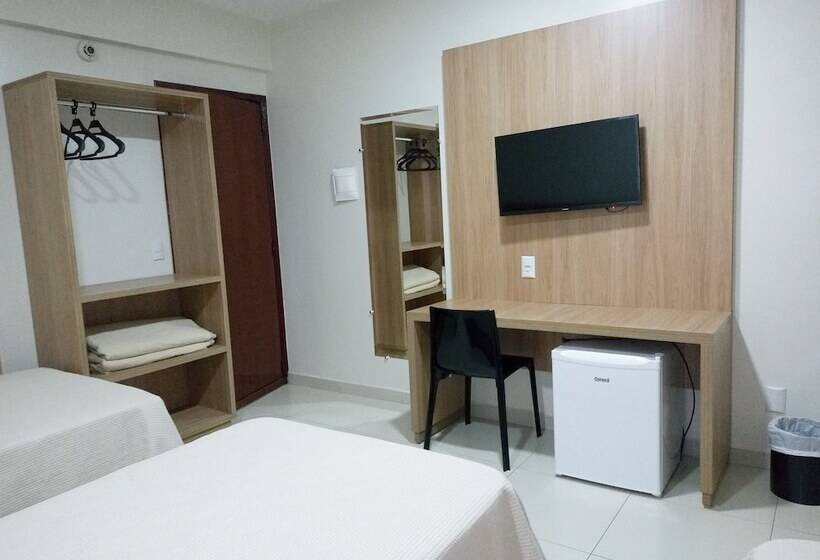 غرفة قياسية ثلاثية, Tawfiqs