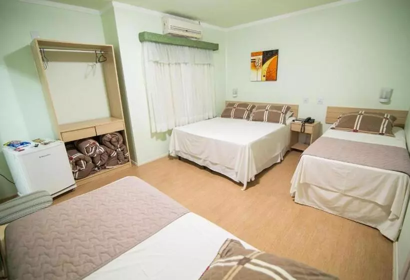 スーペリアの４人部屋, Trevo Cascavel