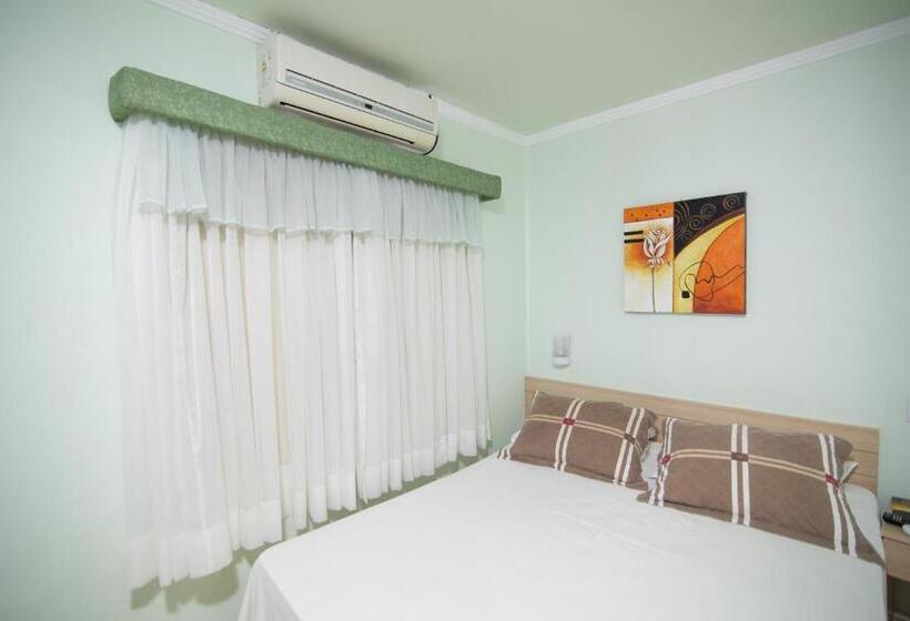 디럭스 룸, Trevo Cascavel