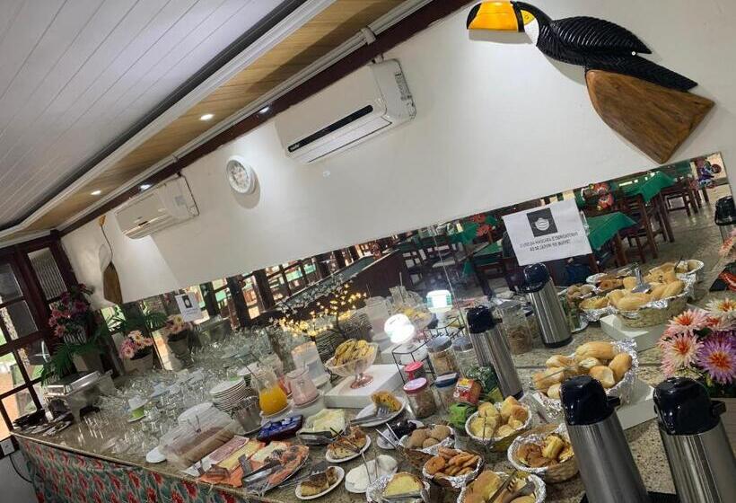 חדר לארבעה סטנדרטי עם נוף לגינה, Ver A Vista