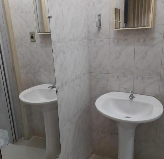 Quarto Estandar, Vitoria Andradina